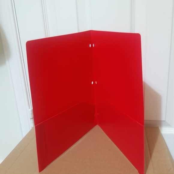 💜 3/$12 NWOT 3 two pocket 3 hole punch folders - Picture 4 of 6